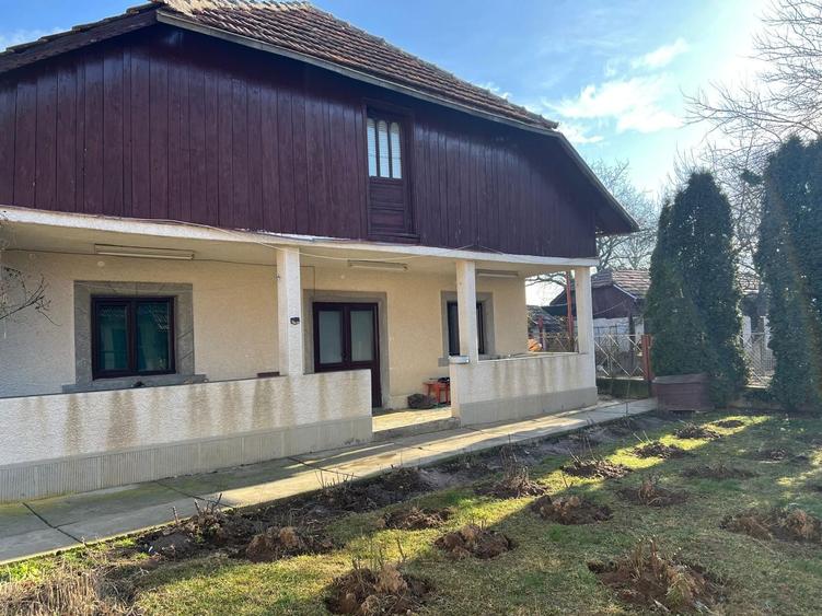 Casa cu Teren, Intravilan Zona Ponoarele, Judetul Mehedinti - 3