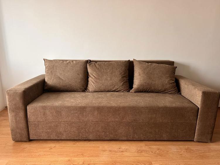 Inchiriez apartament 3 camere, zona Lunerului - 2