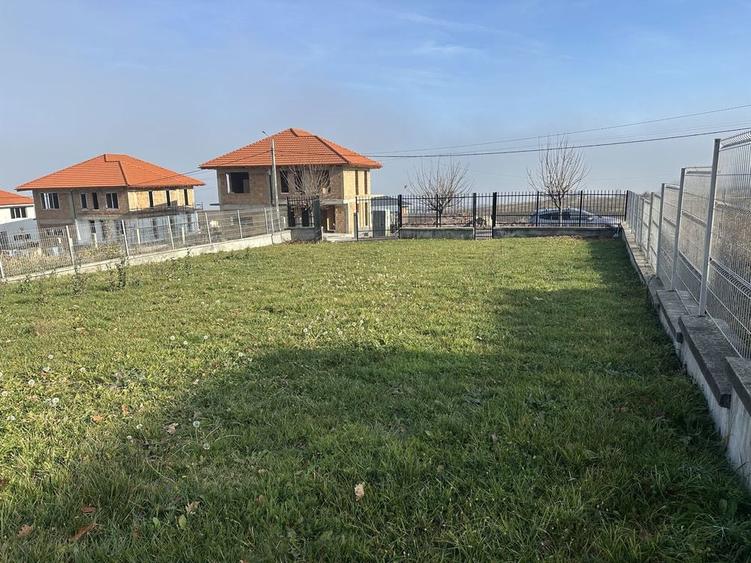 Vand teren intravilan Chinteni - 4