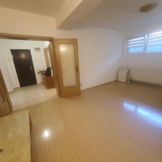 Giurgiului, Piata Progresului, intrarea Plopeni, - 2