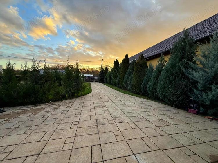 Casa ,Vila langa padure ,teren + livada 4500mp, JACUZZI, Panouri 10kw - 5