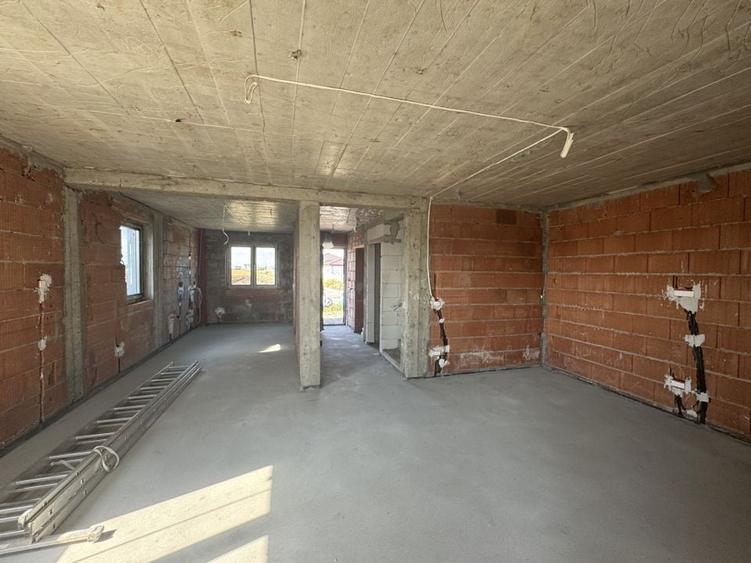 Sacalaz, 1/2 Duplex P+M, 4 Camere,2 Bai,Terasa Acoperita - 6