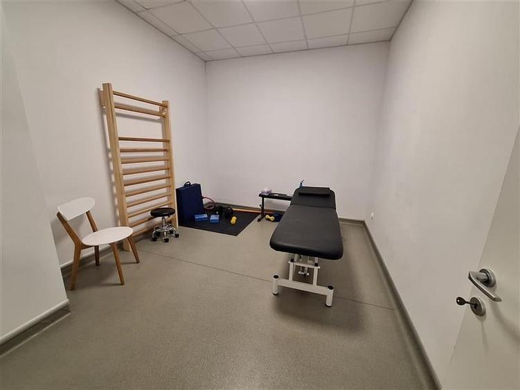 Spații moderne de închiriat  zona Tic Tac, etaj 1 - 4