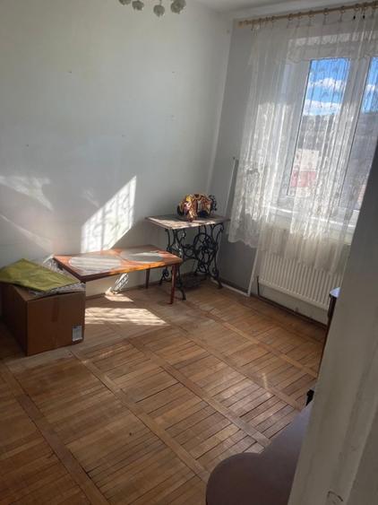 De vanzare apartament 3 camere, Ocna-Mures, Uioara de Sus - 1