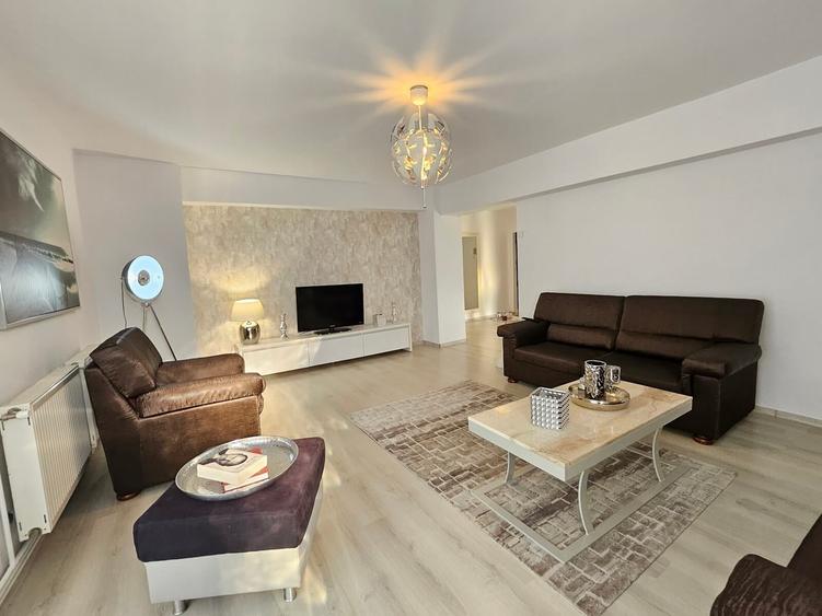 Oferta vanzare ap 3 cam Popa Sapca, mobilat modern, parcare, 160000 EURO - 1