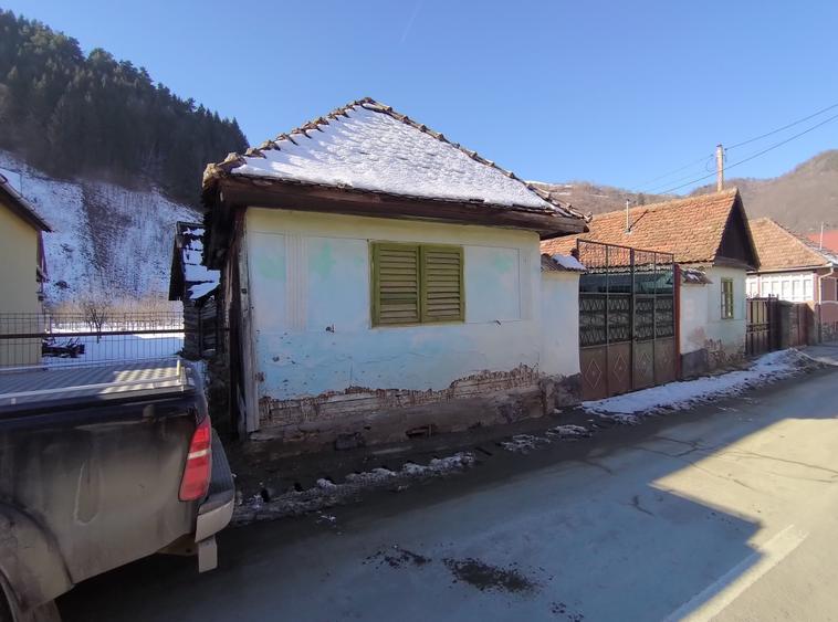 Teren intravilan cu 2 case traditionale in Sibiu Rau Sadului - 7