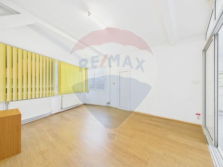 Vila de inchiriat  Vatra Luminoasa, spatiu comercial sau birouri - 10