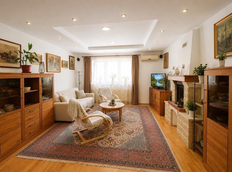 De vânzare – Casă unifamilială cu casă secundară, în cartierul Gruia - 2