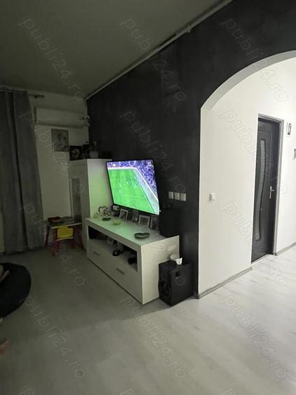Apartament de vanzare - 9