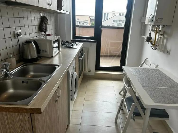 Garsoniera spatioasă de închiriat în zona Grand Arena - 8