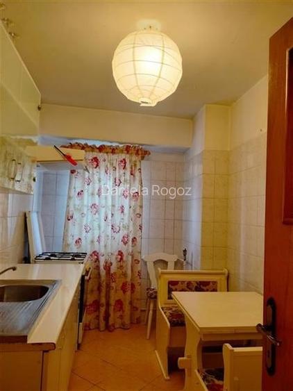 Garsoniera spațioasă de ?nchiriat Matei Basarab Garsoniera spațioasă de ?nchiriat Matei Basarab