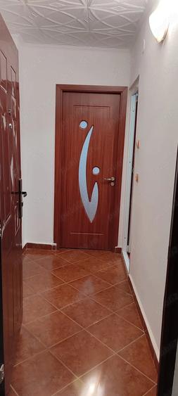 Inchiriez garaoniera - 2