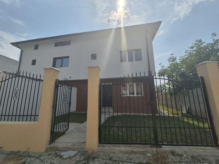 Vila cu 4 camere+pod locuibil,finisaje la alegere,disponibila mutare - 1