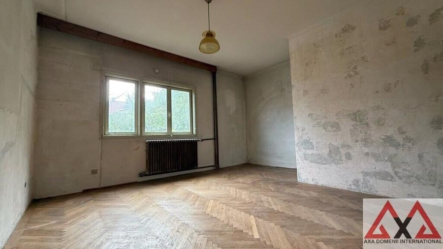 Vila interbelica, pod mansardabil, elemente originale - in Vatra Luminoasa! - 5