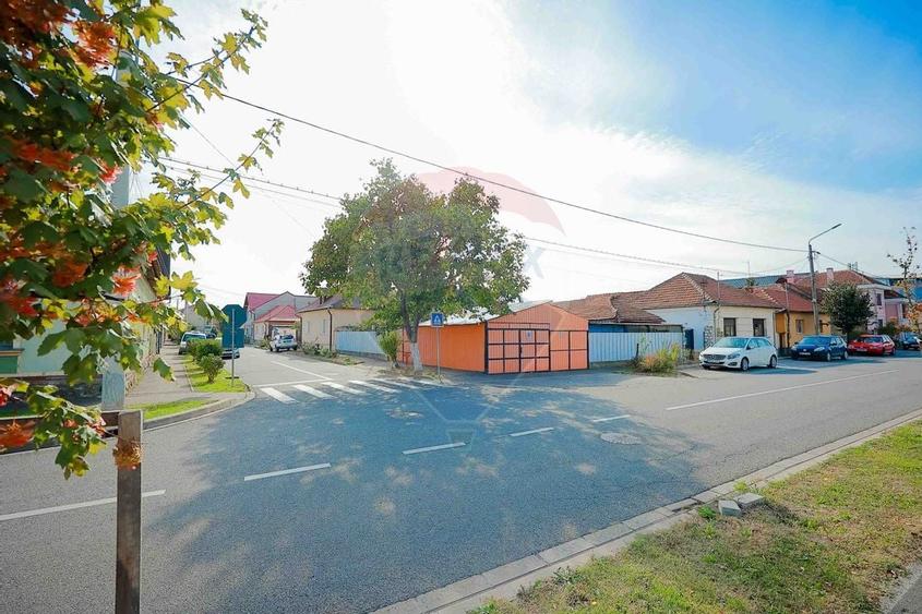 Casă cu 2 camere de vânzare în zona Ioșia Strada Arțarilor - 16