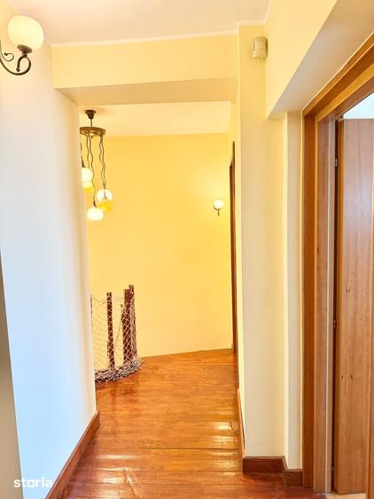 Apartament cu 4 camere în Centrul Civic