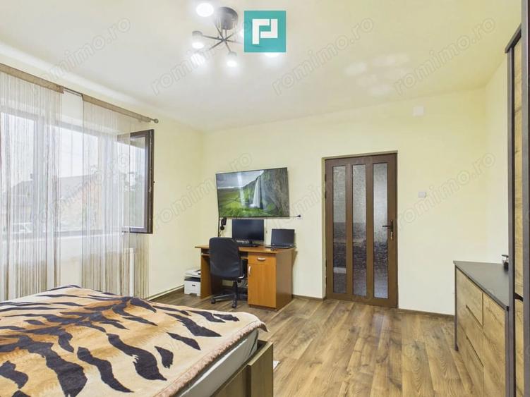 Casă cu 4 camere cu Teren 5538 Mp în Macea
