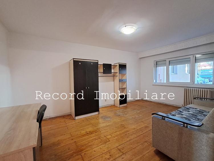 Apartament cu 3 camere decomandat în Mănăștur