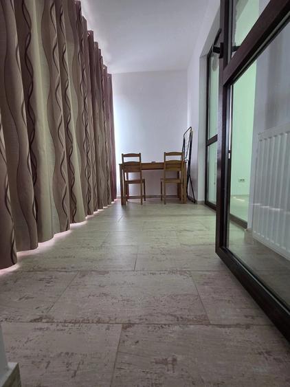 Apartament cu 2 camere semidecomandat în Dobroești