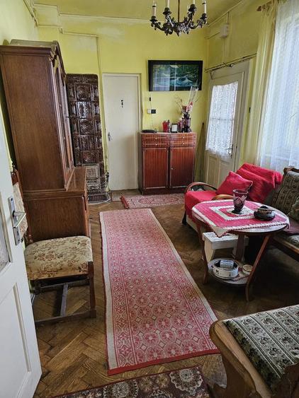 Casă cu 2 camere cu Teren 306 Mp în Central