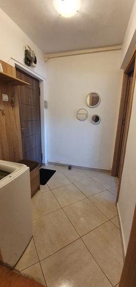 Garsonieră decomandată, mobilată în City Park Mall