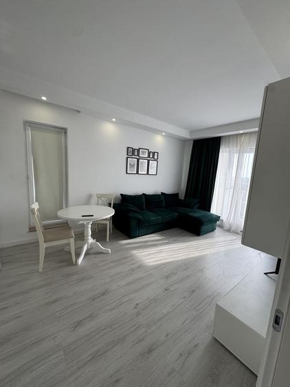 Apartament cu 2 camere decomandat în Tunari
