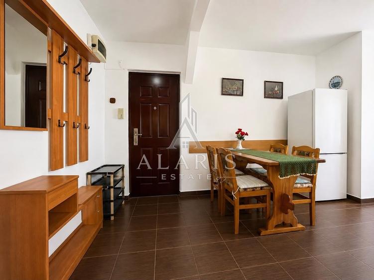 Apartament cu 4 camere decomandat, mobilat în Bucovina