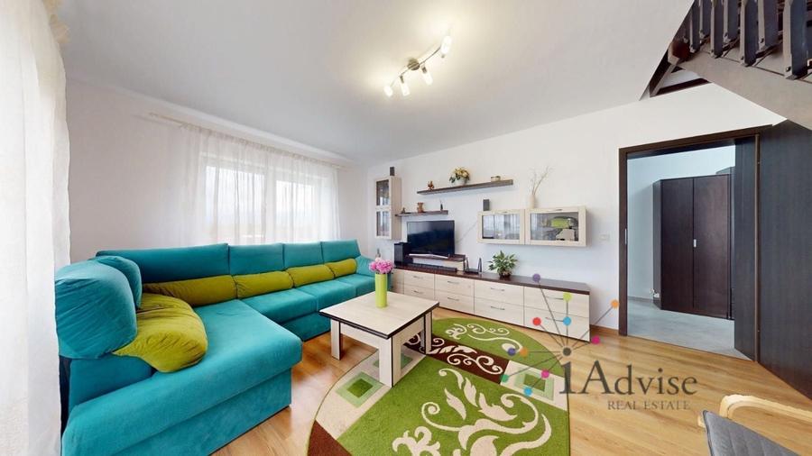 Apartament cu 3 camere decomandat, mobilat în Sânpetru