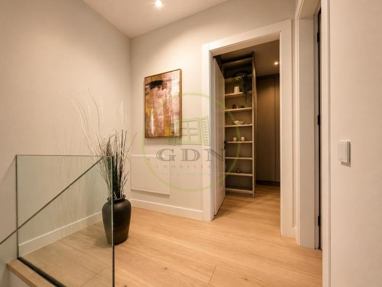 Apartament cu 3 camere decomandat în Voluntari