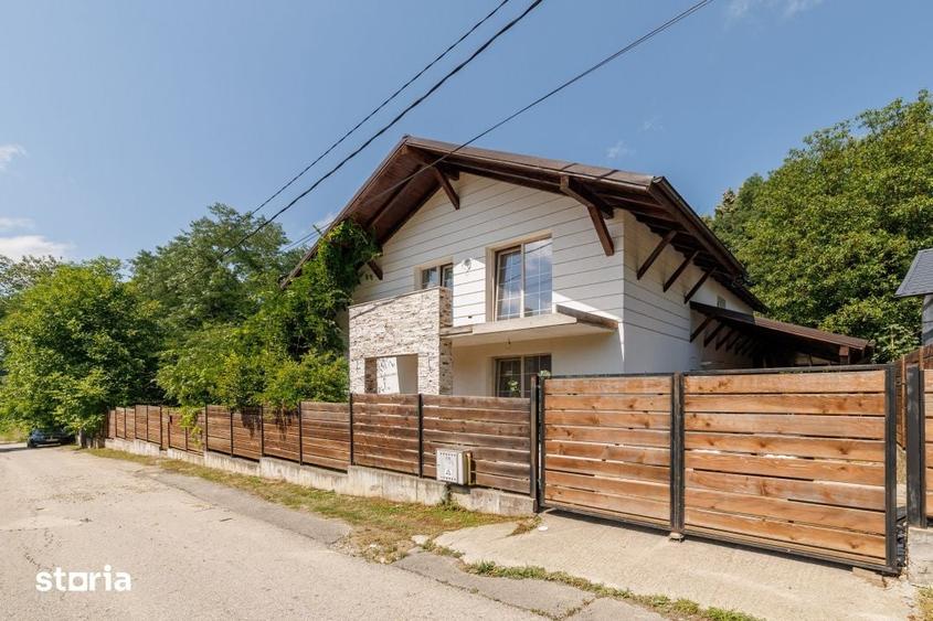 Casă cu 6 camere cu Teren 563 Mp în Bascov