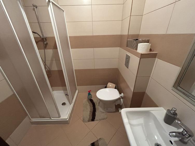 Apartament cu 2 camere decomandat, mobilat în Primo