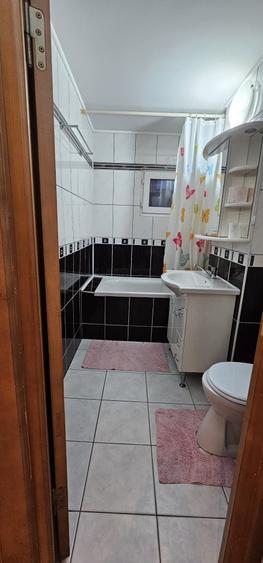 Apartament cu 2 camere decomandat în Buzaului