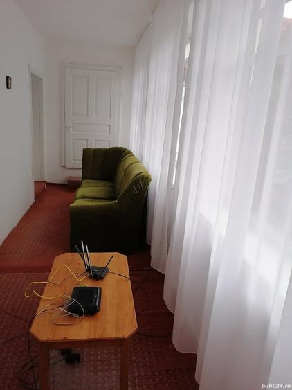 Casă cu 4 camere în Nicolae Bălcescu