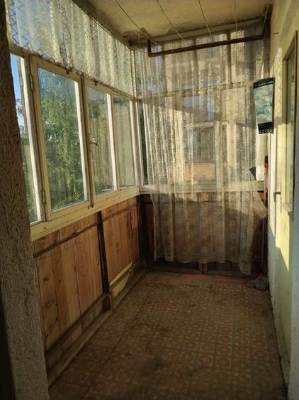 Apartament decomandat cu 2 camere si balcon, etajul 1 - 5