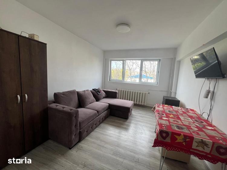 Garsonieră în Micro 40