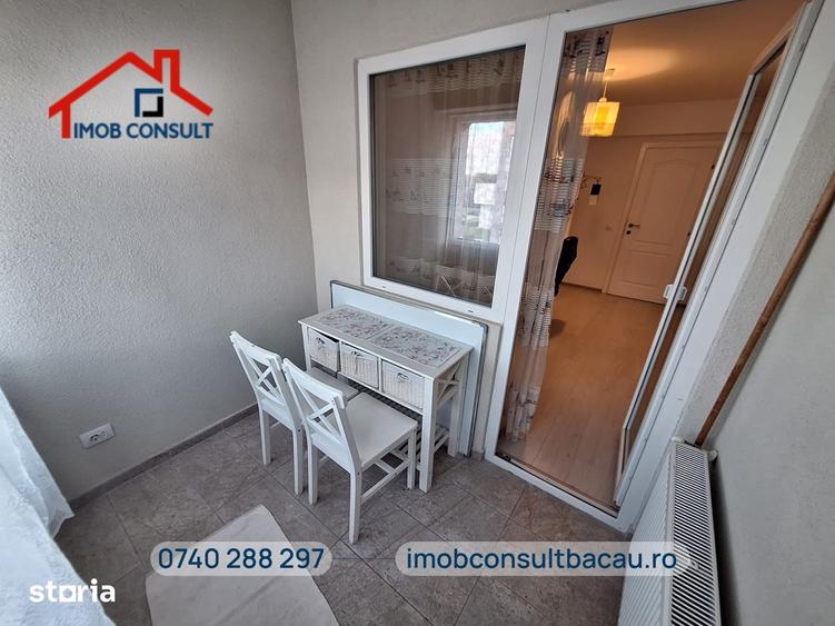 Apartament cu 3 camere decomandat în Banca Națională