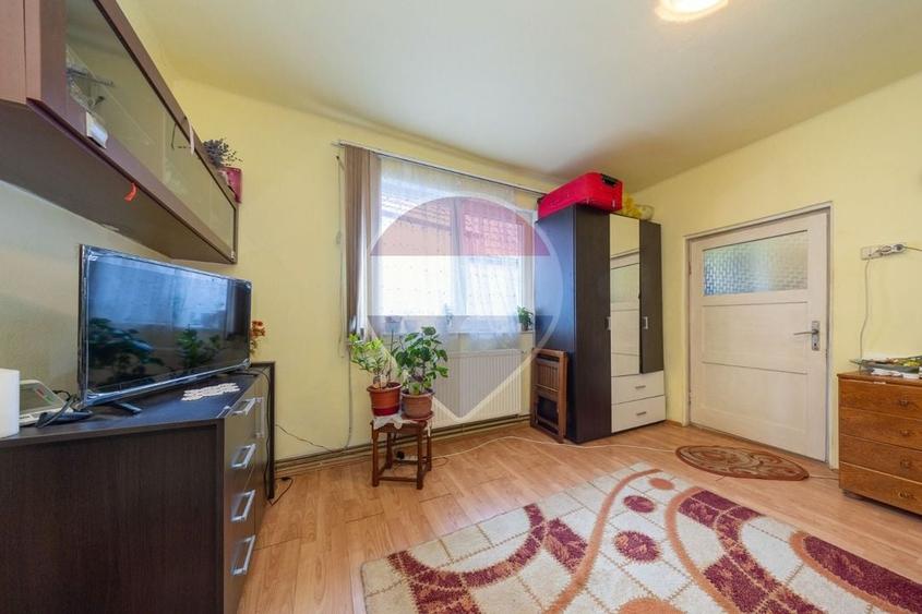 Casă individuală cu 3 camere cu Teren 190 Mp în Cristian