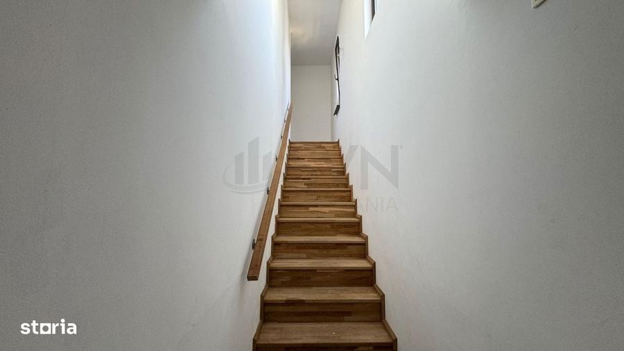 Casă cu 3 camere cu Teren 241 Mp în Tunari