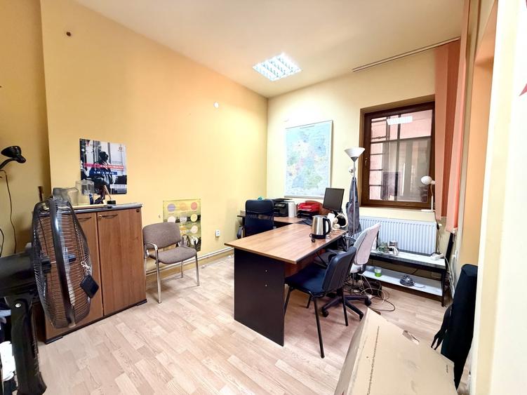 Birou, de 8 mp, în Central