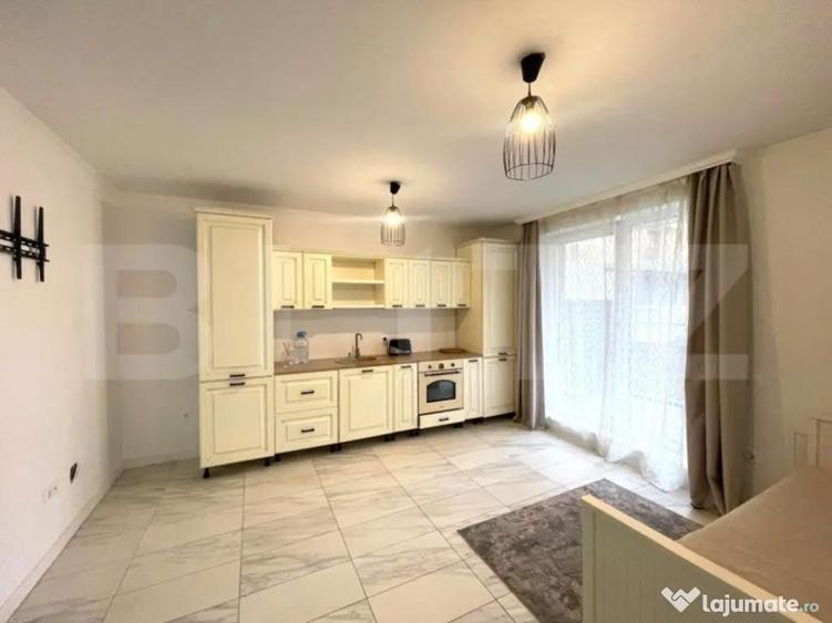 Apartament cu 2 camere semidecomandat în Chinteni