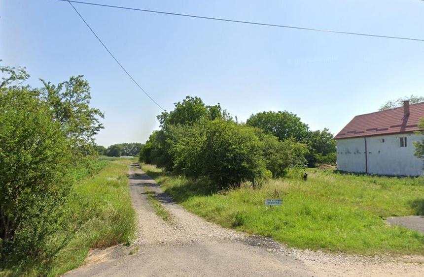 Spațiu comercial, în Stupini