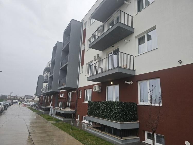 Inchiriez Apartament Complex Nou de Lux in Otopeni - 1