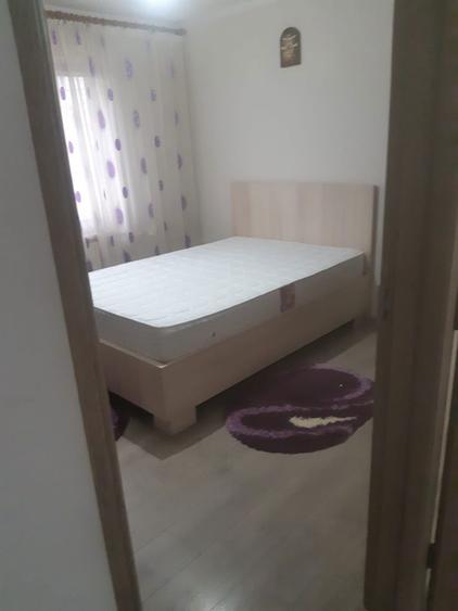 Inchiriez apartament 2 camere - 4