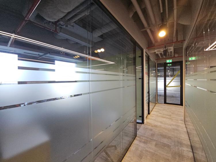 Birou amenajat in Globalworth Campus - 8