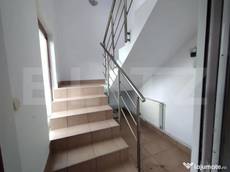 Casa, 5 camere,200 mp,800 mp teren,pretabil business,13 km d - 9