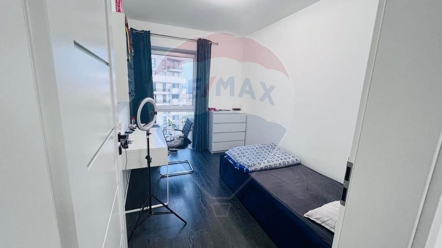 Apartament cu 3 camere de vânzare în zona Nufarul - 4