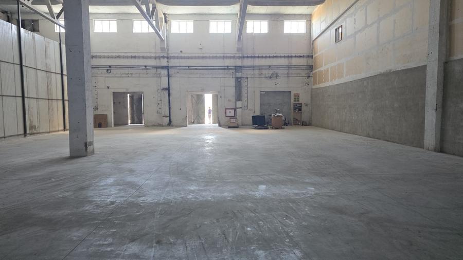 Inchiriez hala industriala - 1