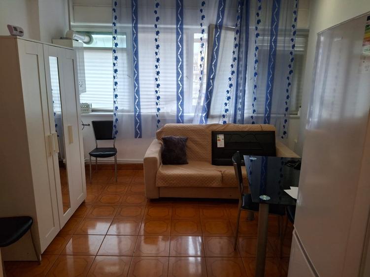 Metrou Gara de Nord langa bloc, centrala termica, etaj 1/5 - 2