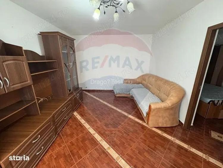 Vand apartament cu 3 camere complet mobilat si utilat Vand apartament cu 3 camere complet mobilat si utilat