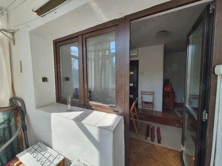 Garsoniera - Titan - 4 min METROU - BLOC ANVELOPAT - 35 mp - 2